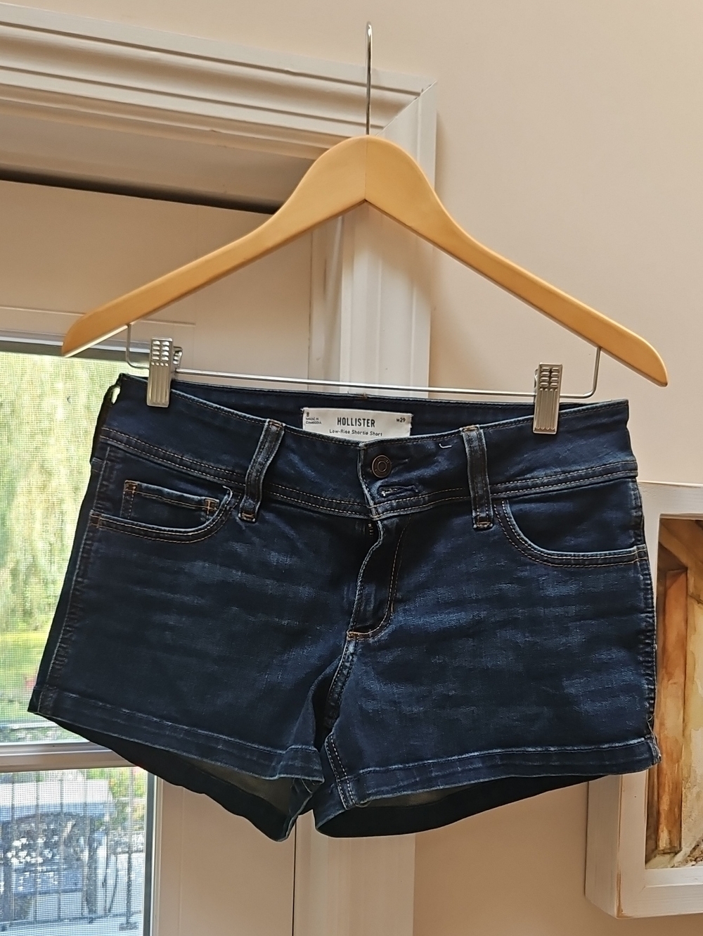 Hollister Dark Navy Denim Jean Shorts Size 8